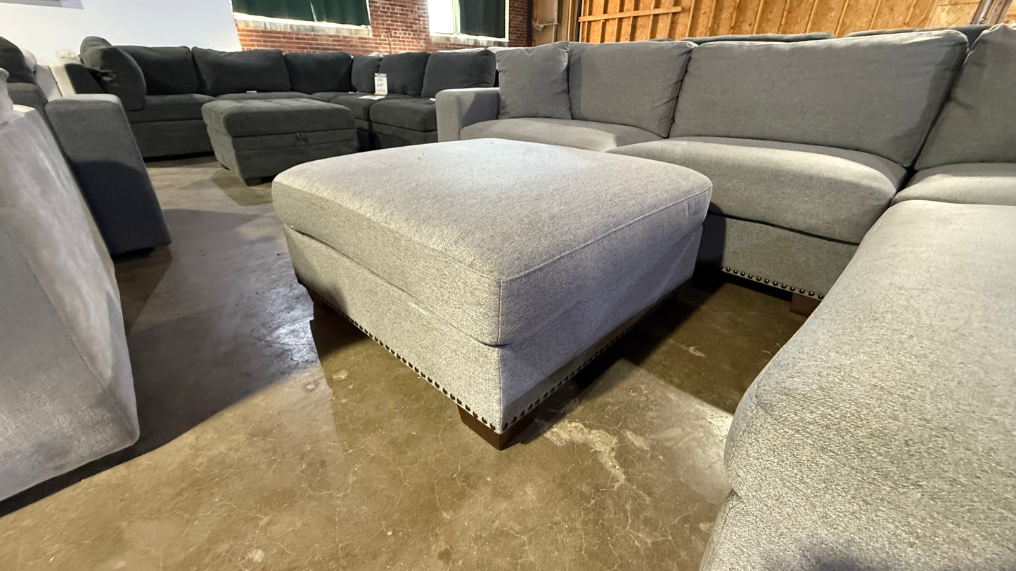 ARTESIA FABRIC SECTIONAL