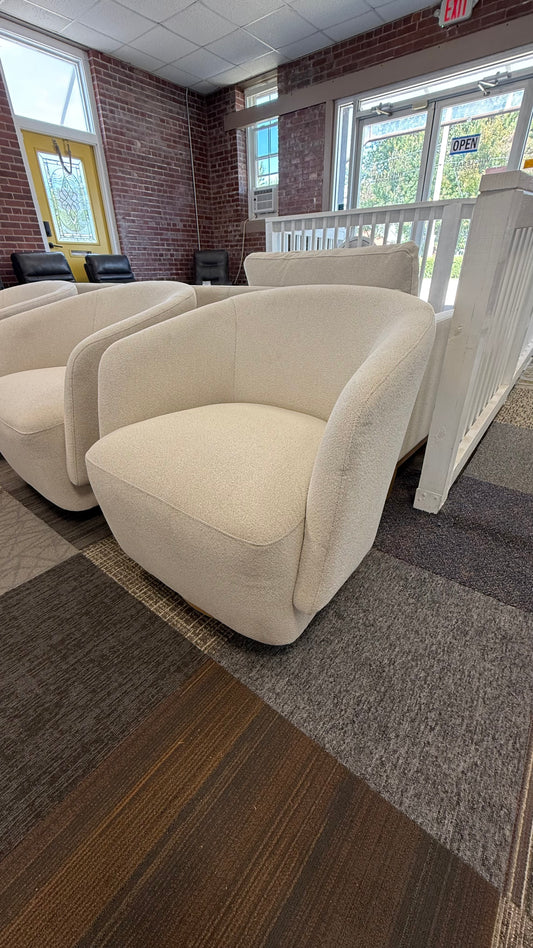 HENREDON MURPHY ACCENT CHAIR