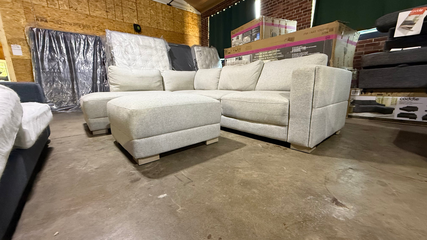 DRAYDEN FABRIC SECTIONAL